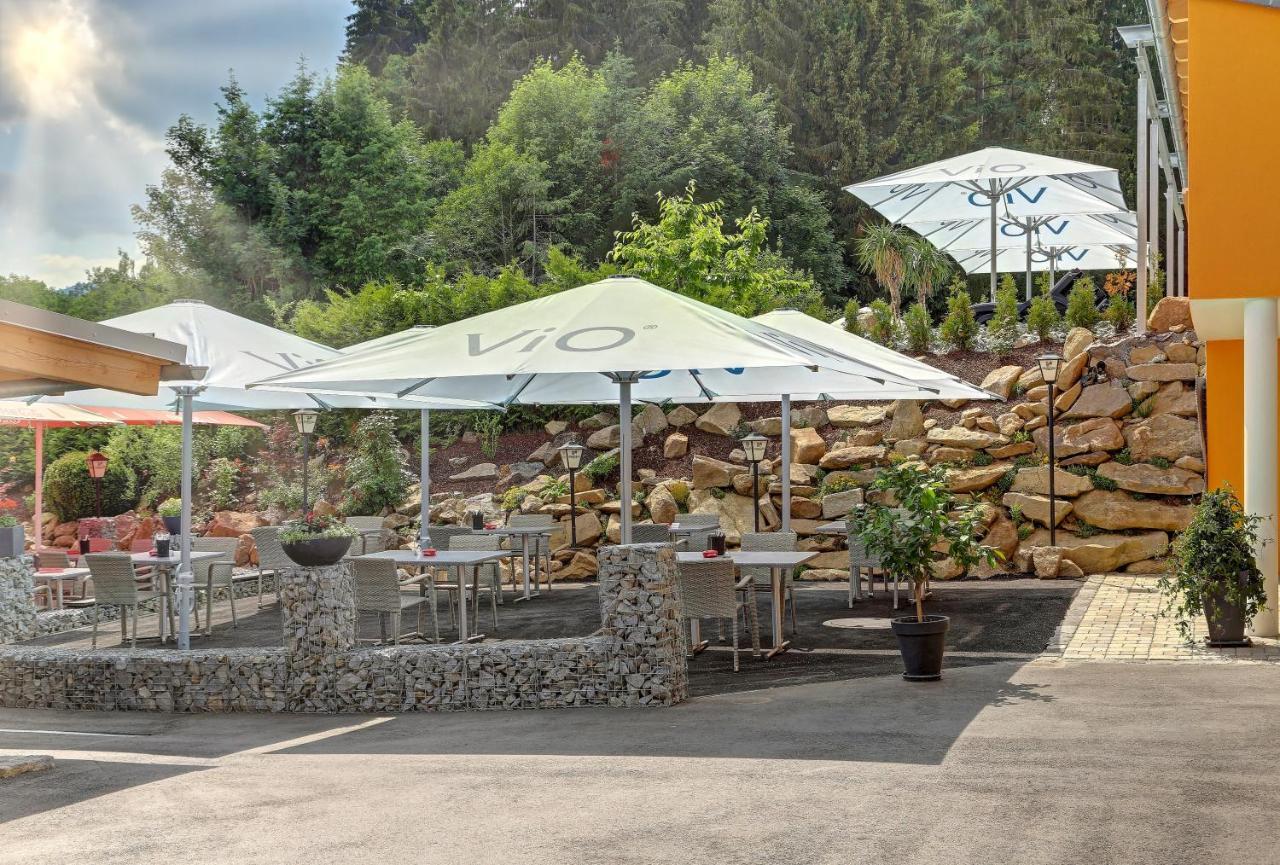Wellnesshotel Deine Auszeit, Adults Only Achslach Kültér fotó