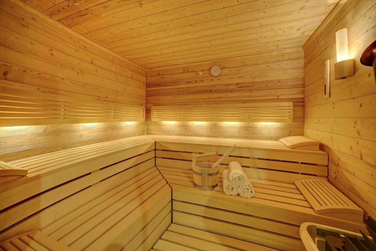 Wellnesshotel Deine Auszeit, Adults Only Achslach Kültér fotó