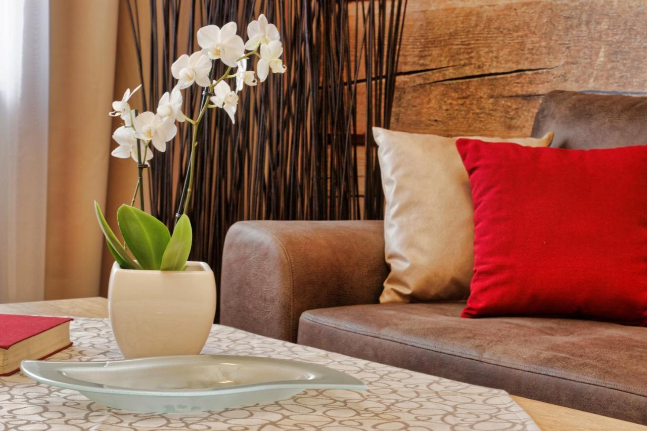 Wellnesshotel Deine Auszeit, Adults Only Achslach Kültér fotó
