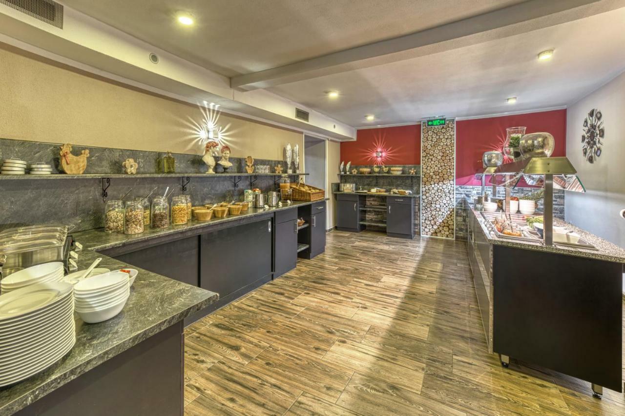 Wellnesshotel Deine Auszeit, Adults Only Achslach Kültér fotó
